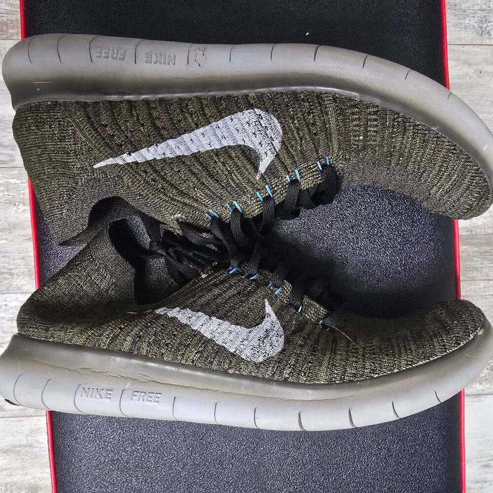 Nike Free RN Flyknit Green Size 8.5